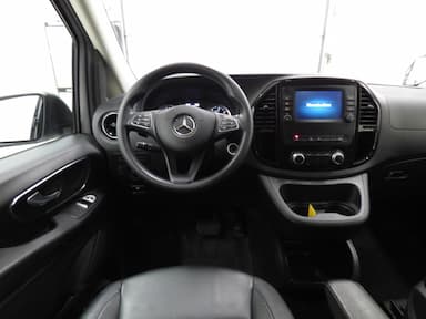 Mercedes-Benz Metris 2022 - Thumbnail 8