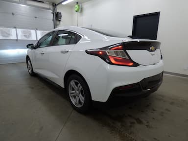 Chevrolet Volt 2017 - Thumbnail 2