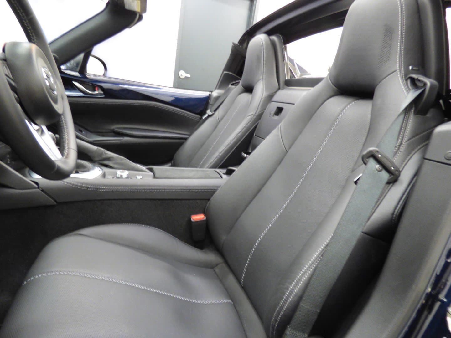 Mazda MX-5 Miata RF 2024 - Image 18