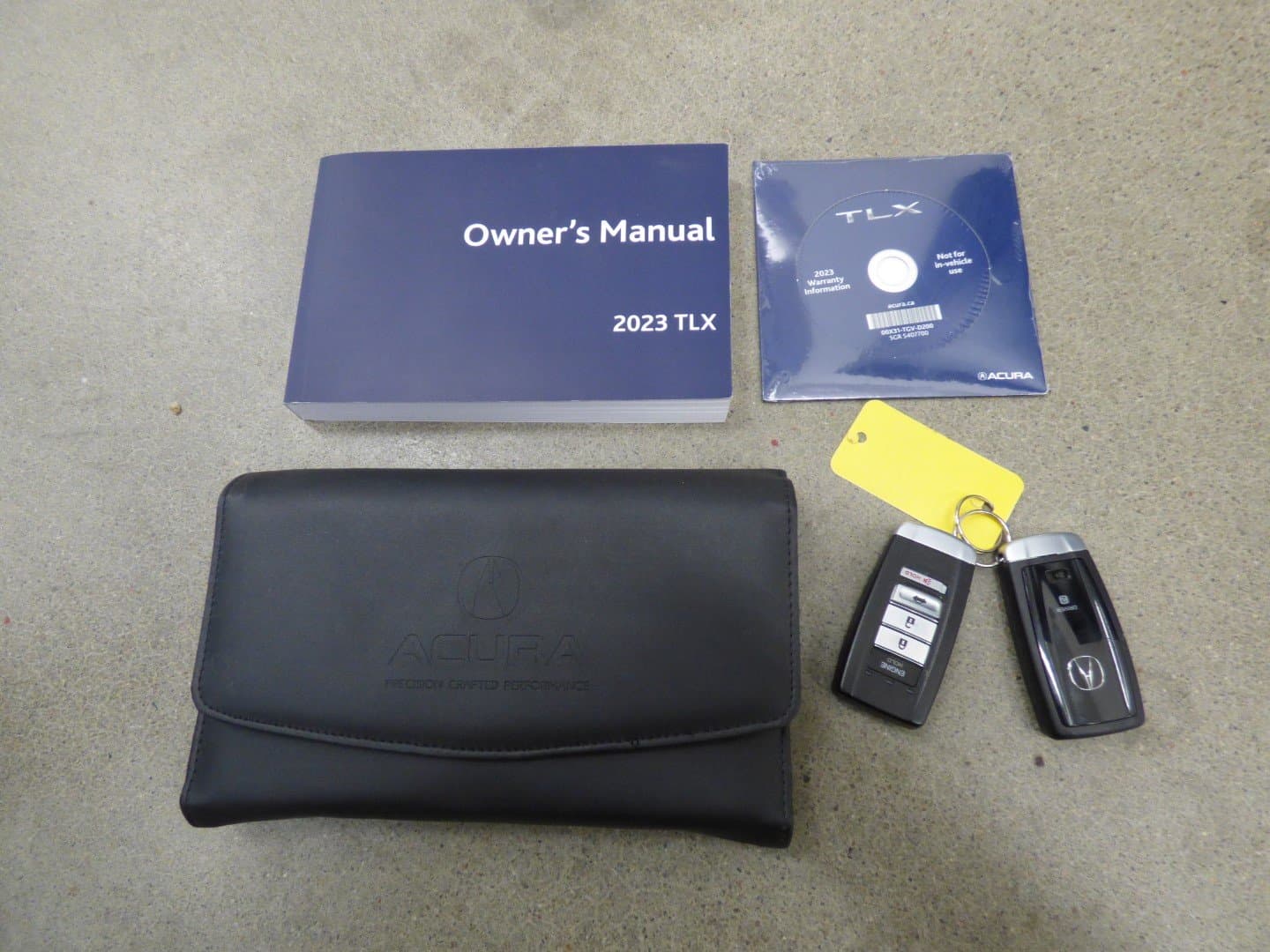 Acura TLX 2023 - Image 39