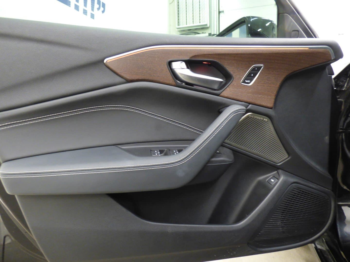 Acura TLX 2023 - Image 29