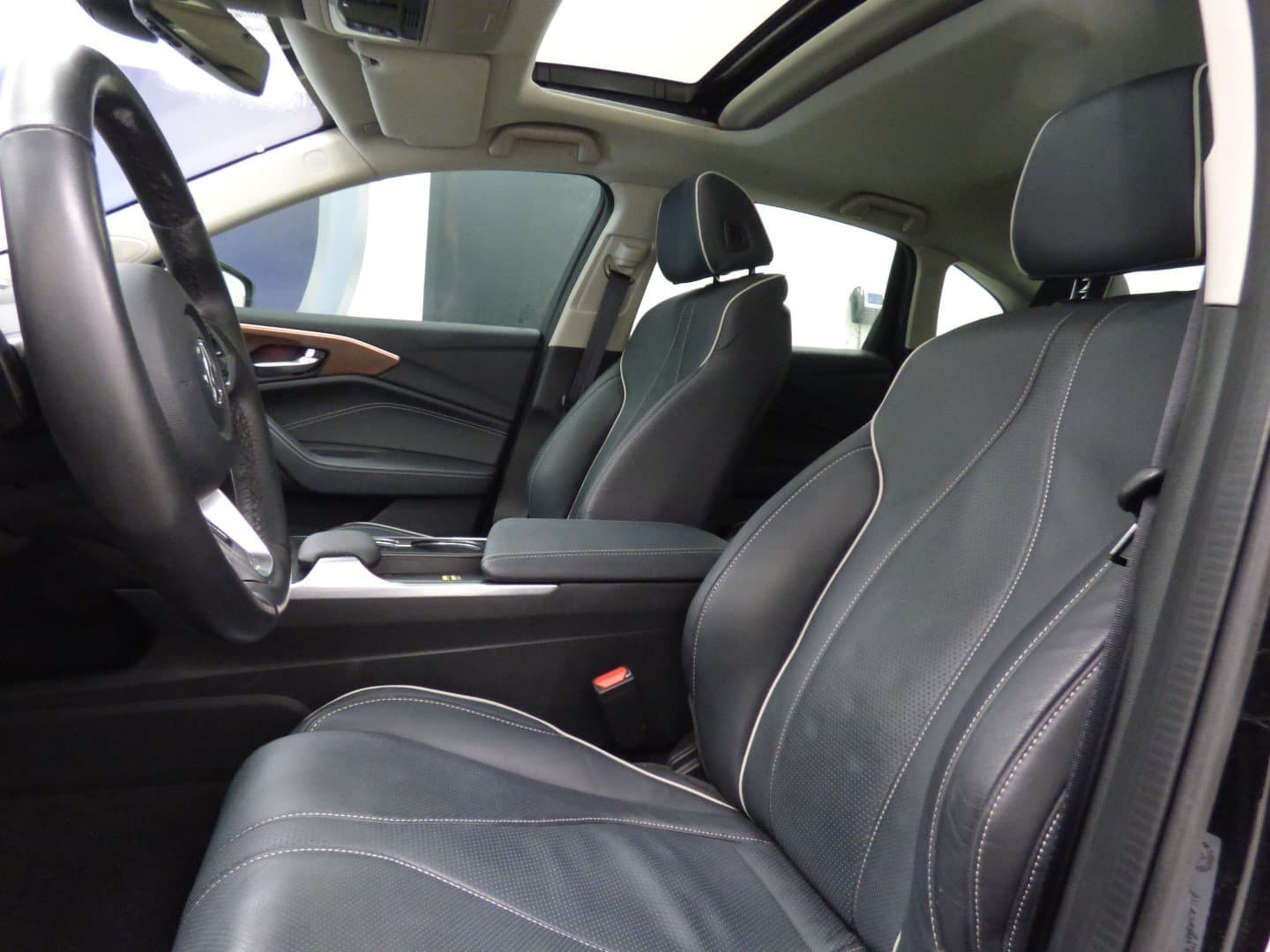 Acura TLX 2023 - Image 15