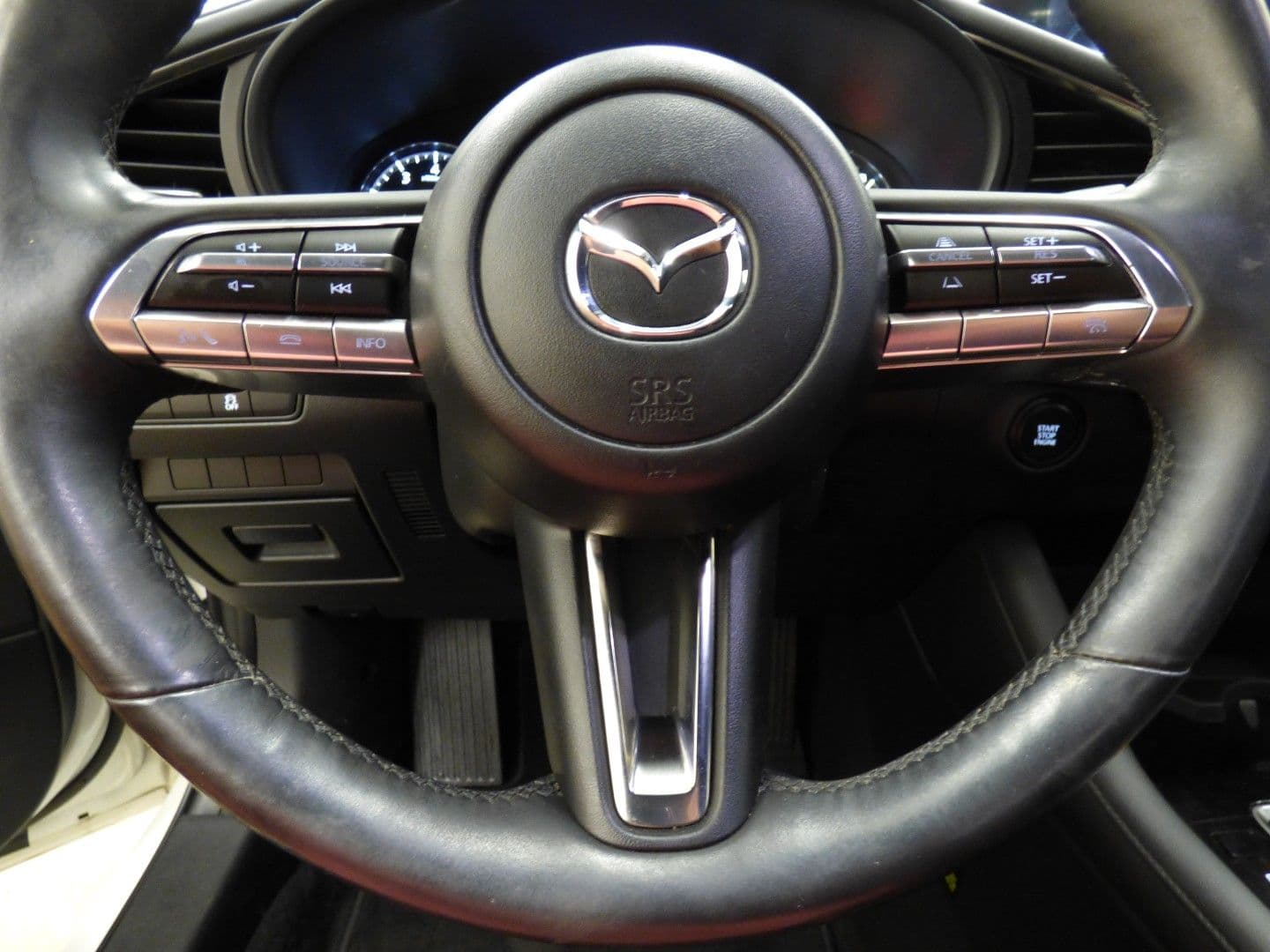 Mazda MAZDA3 2019 - Image 19