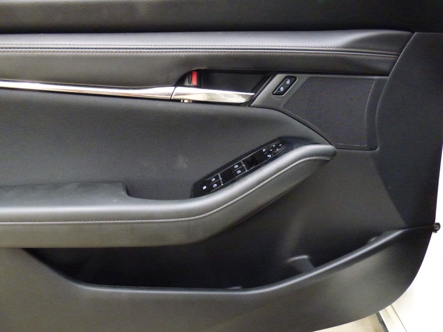 Mazda MAZDA3 2019 - Image 26