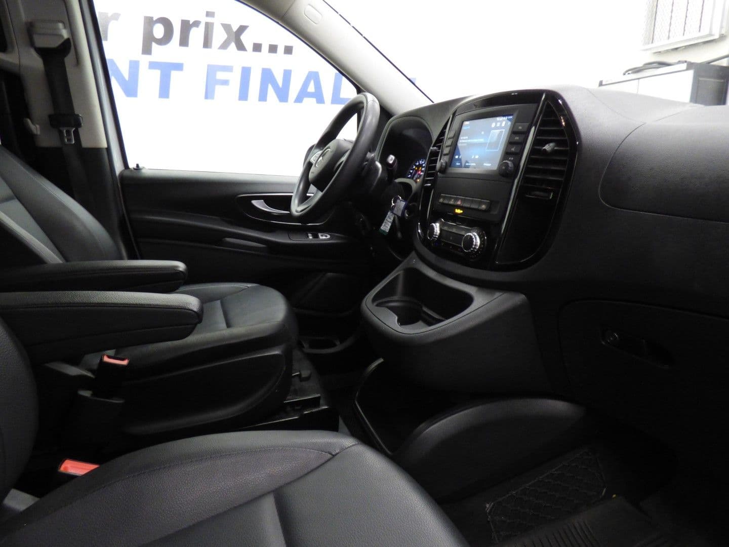 Mercedes-Benz Metris 2022 - Image 7