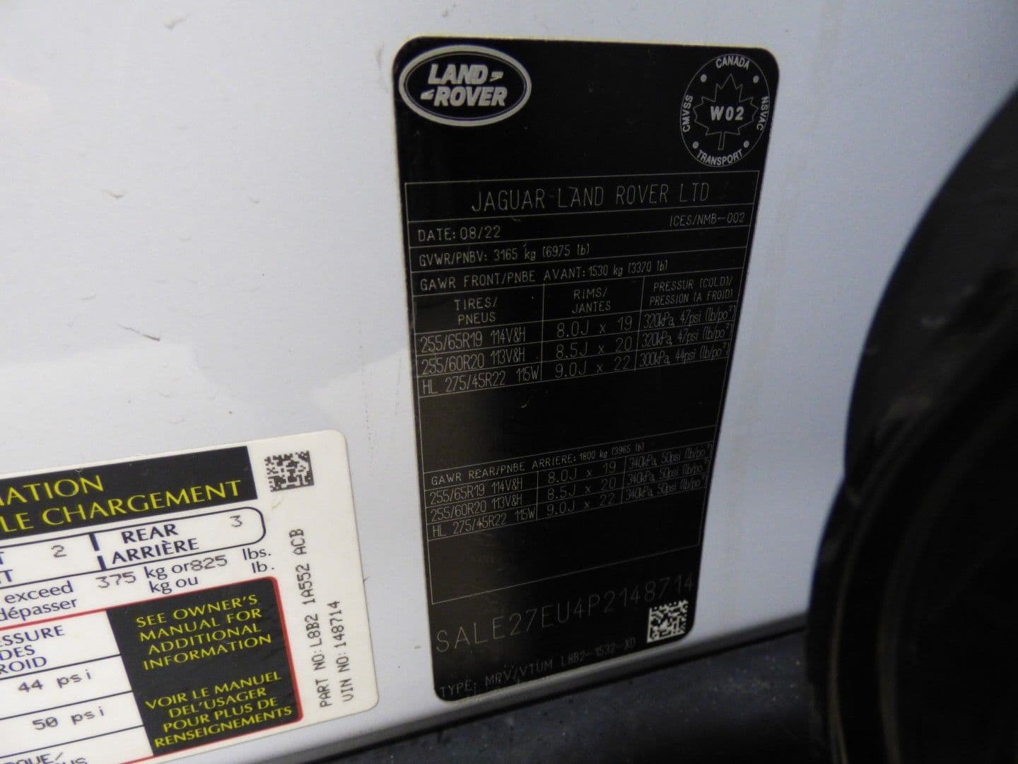 Land Rover Defender 2023 - Image 40