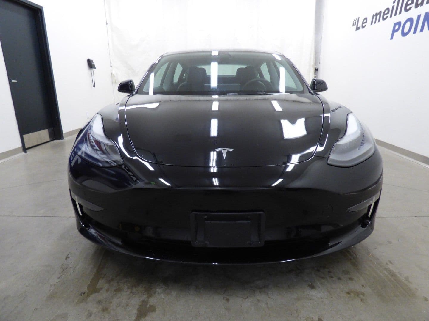Tesla Model 3 2022 - Image 3