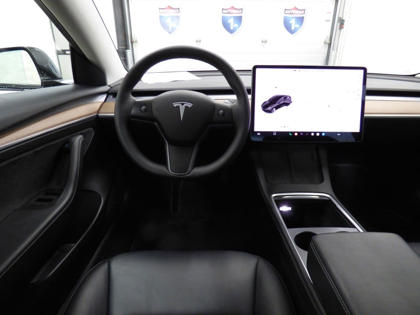 Tesla Model 3 2022 - Image 8