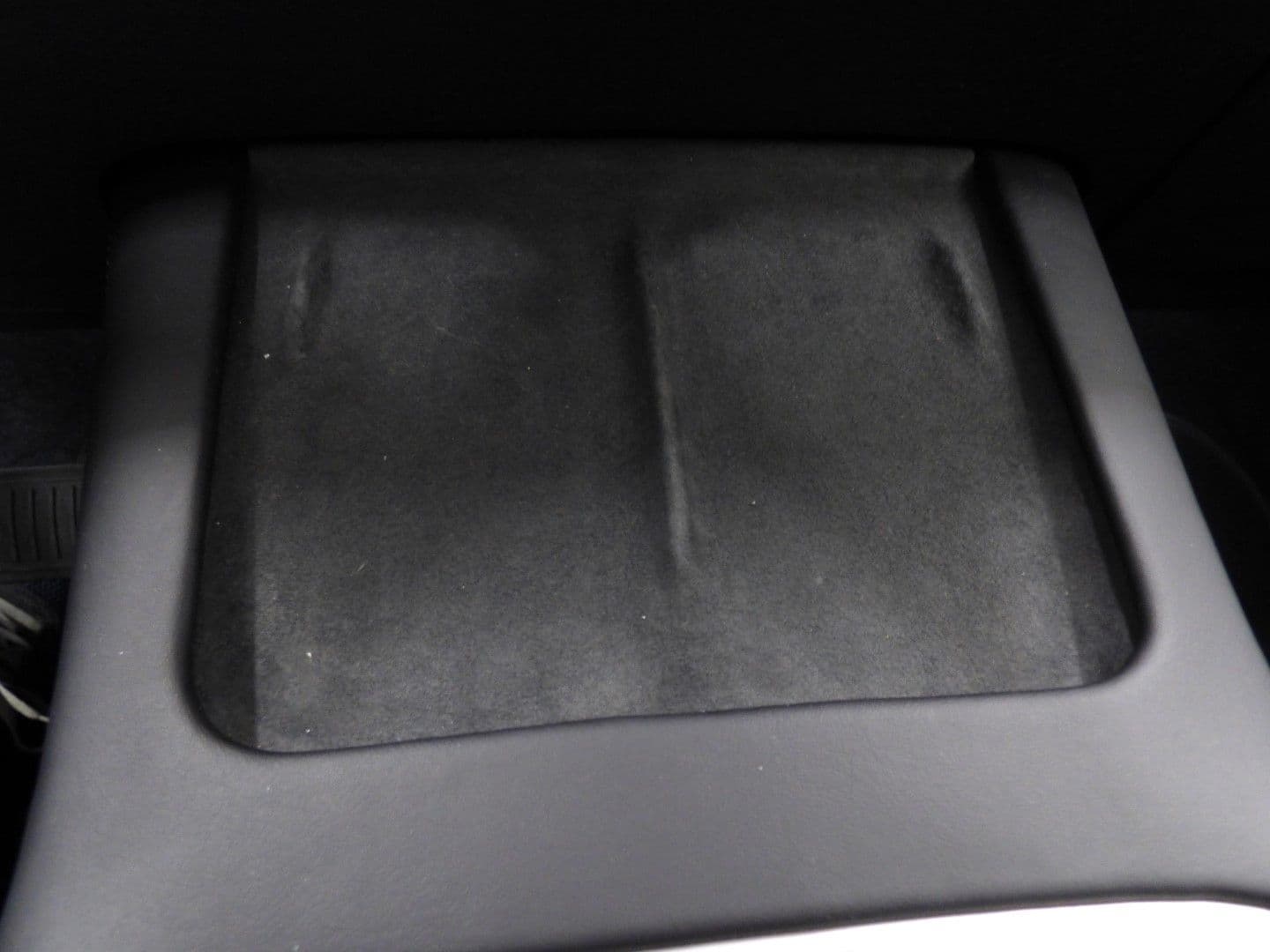 Tesla Model 3 2022 - Image 18