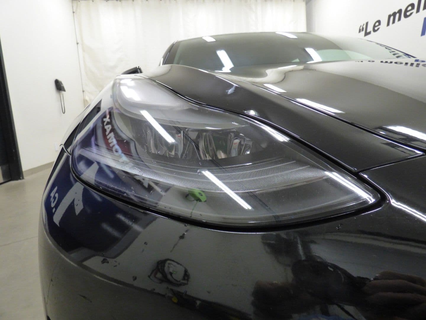 Tesla Model 3 2022 - Image 25