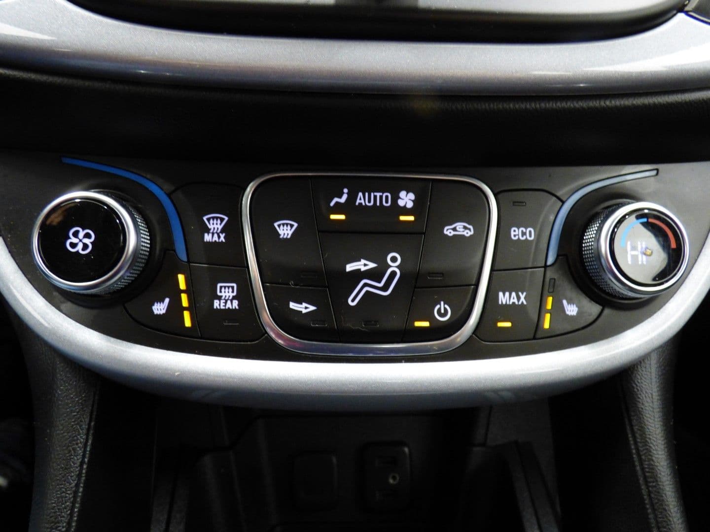 Chevrolet Volt 2017 - Image 13