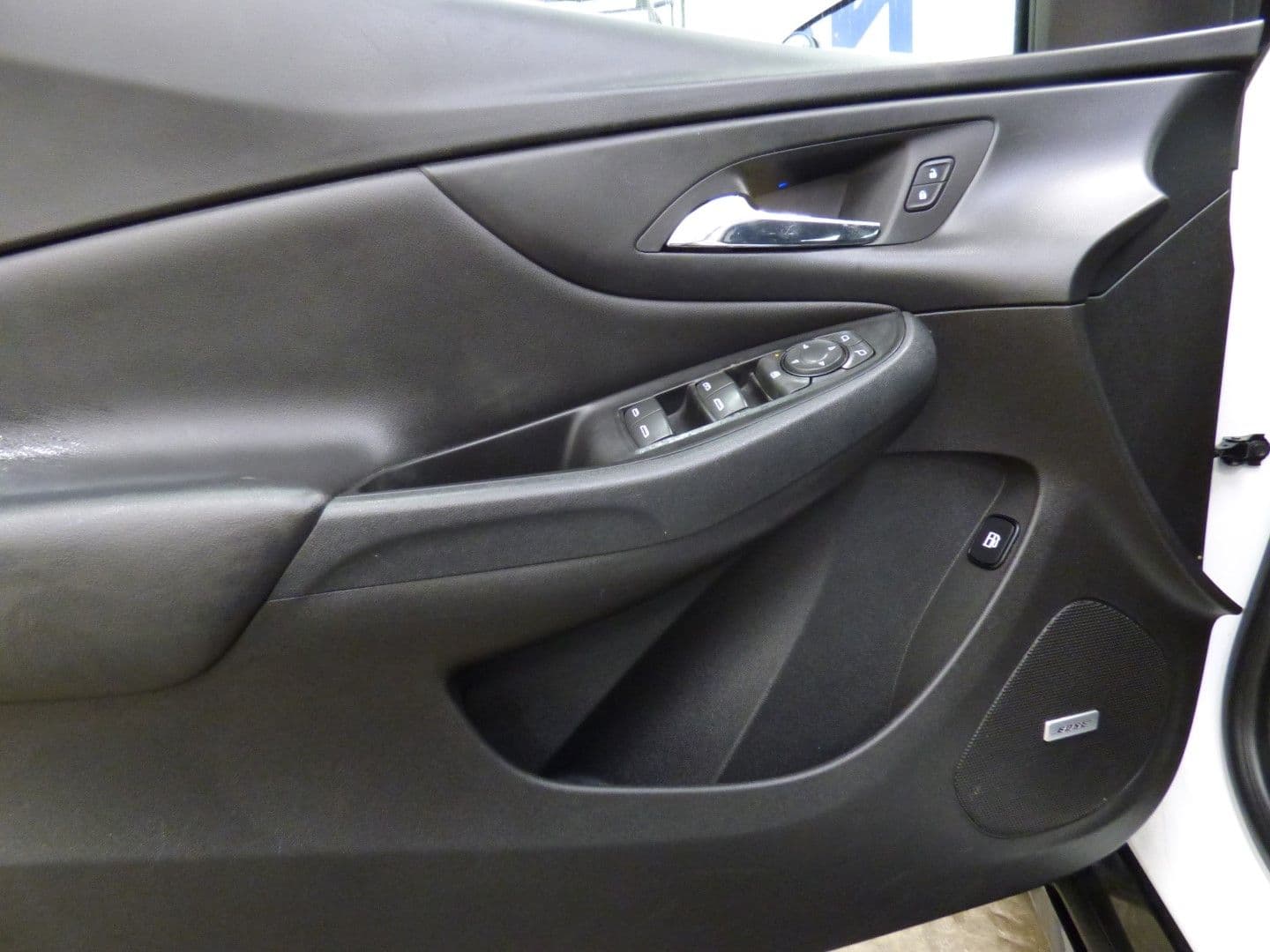 Chevrolet Volt 2017 - Image 25