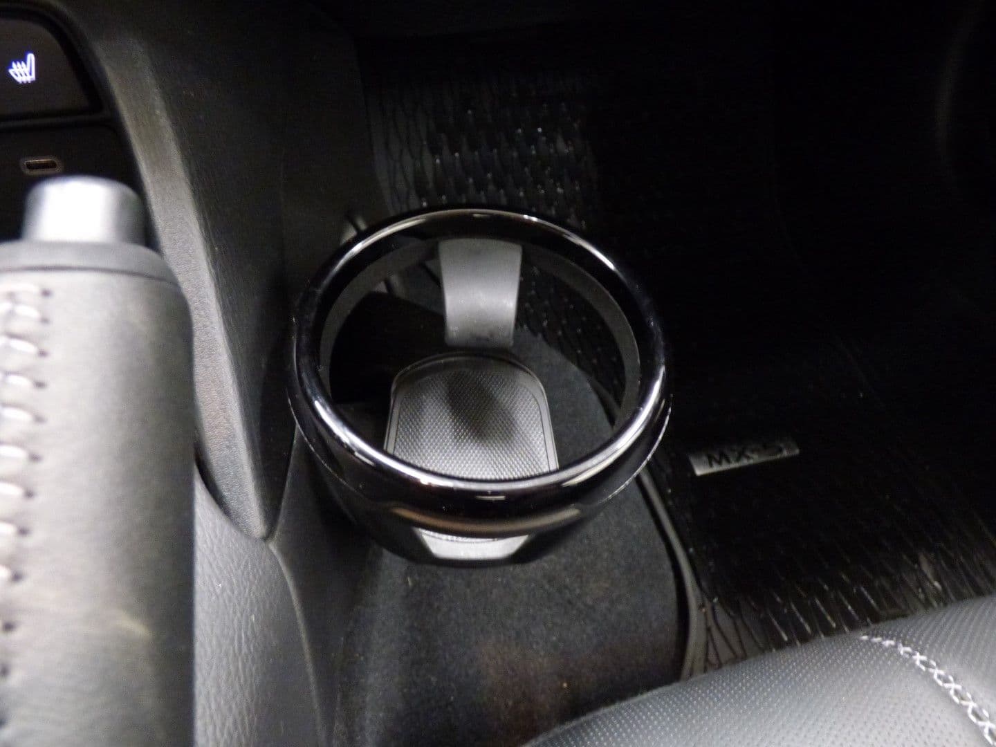 Mazda MX-5 Miata RF 2024 - Image 30