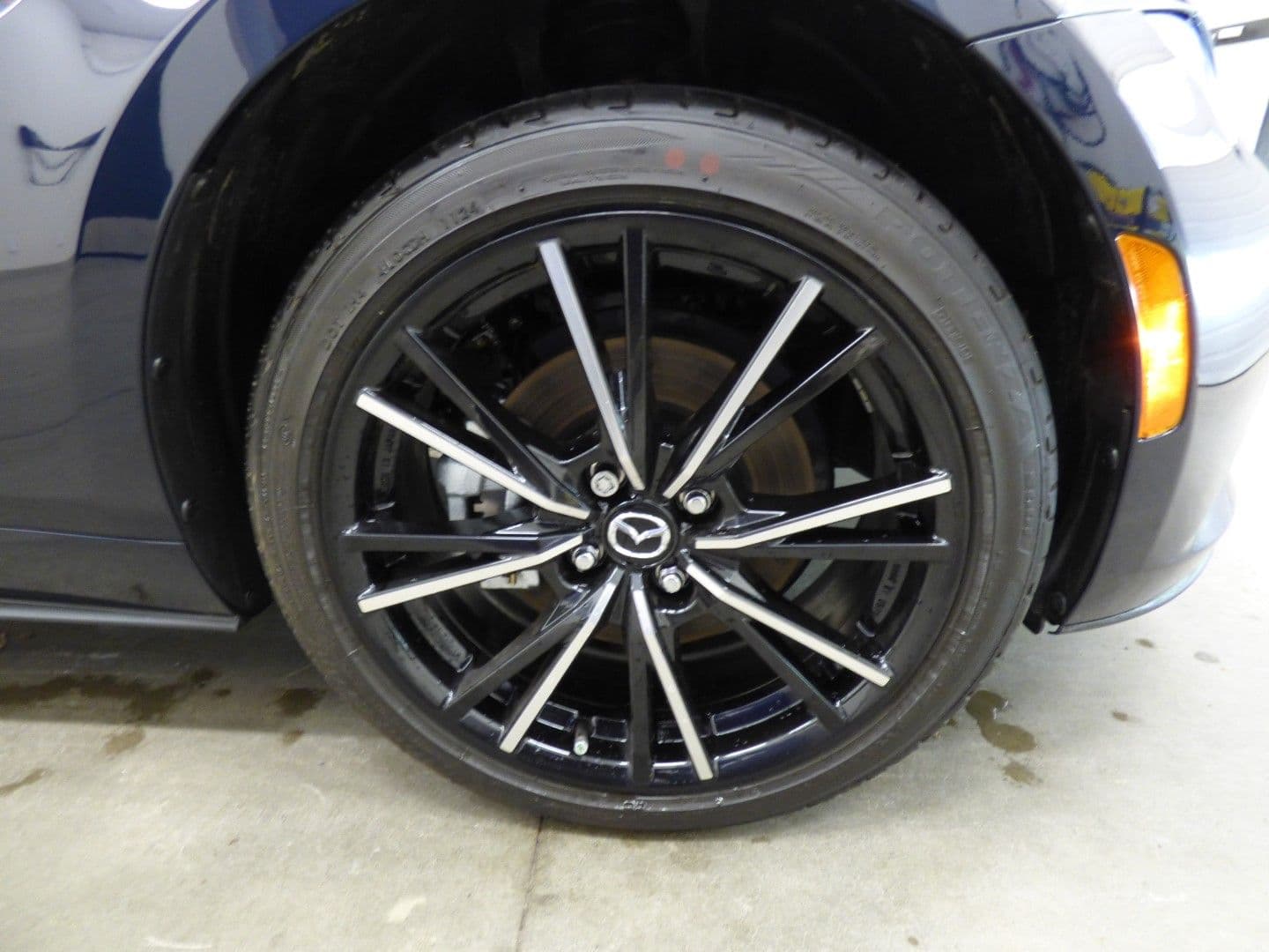 Mazda MX-5 Miata RF 2024 - Image 36