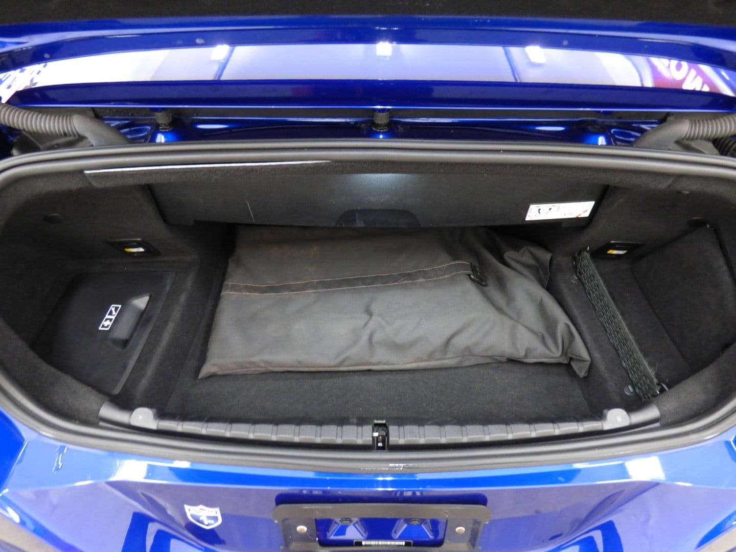 Bmw M8 Convertible 2020 - Image 34