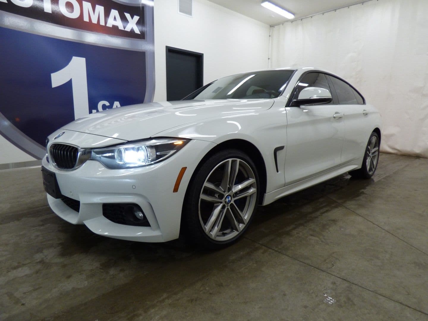 Bmw 4 Series 2019 - Image 1